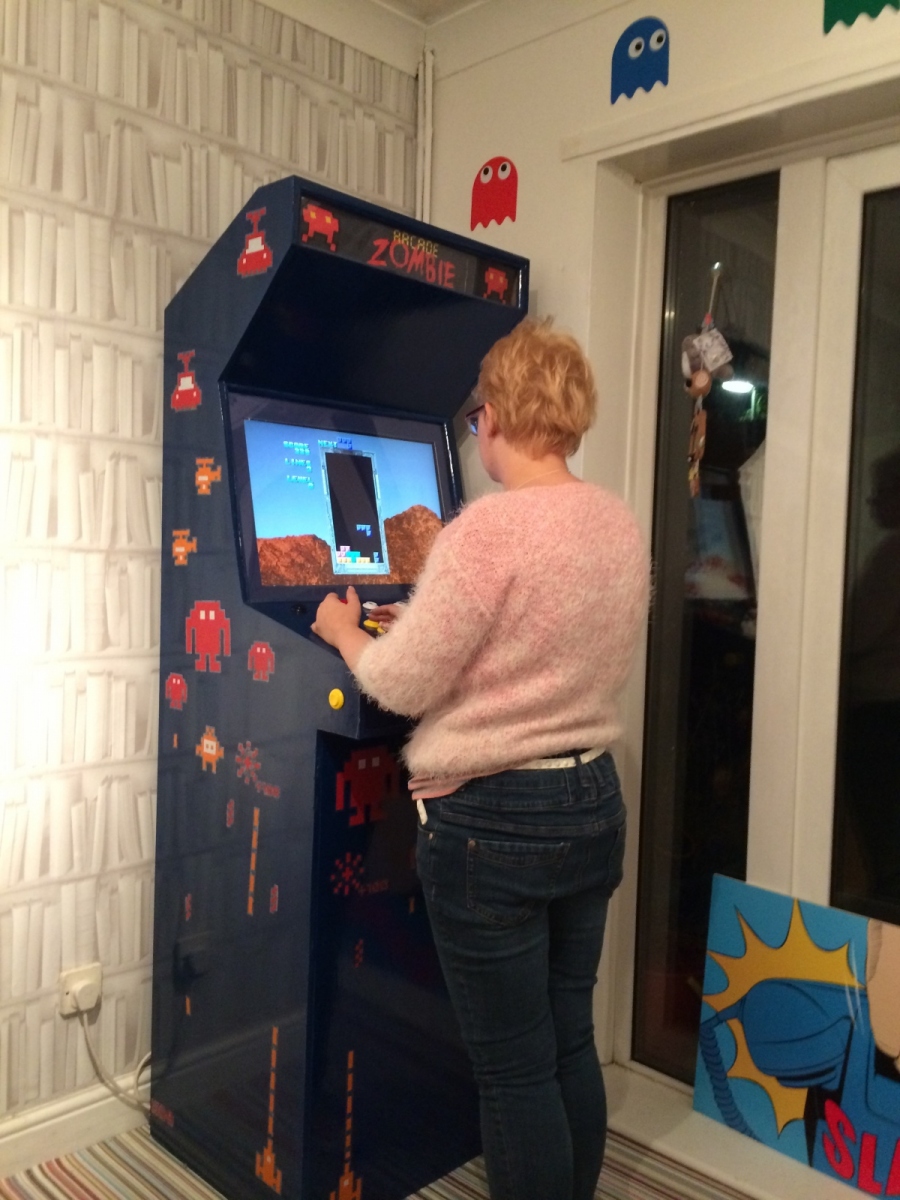 Lynne enjoying some Tetris